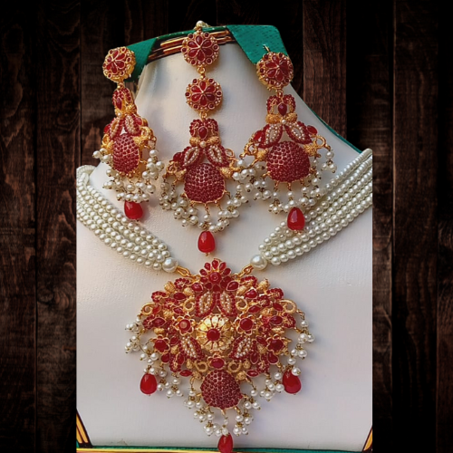 Rani Mala Set With Pearl In Maroon Colour