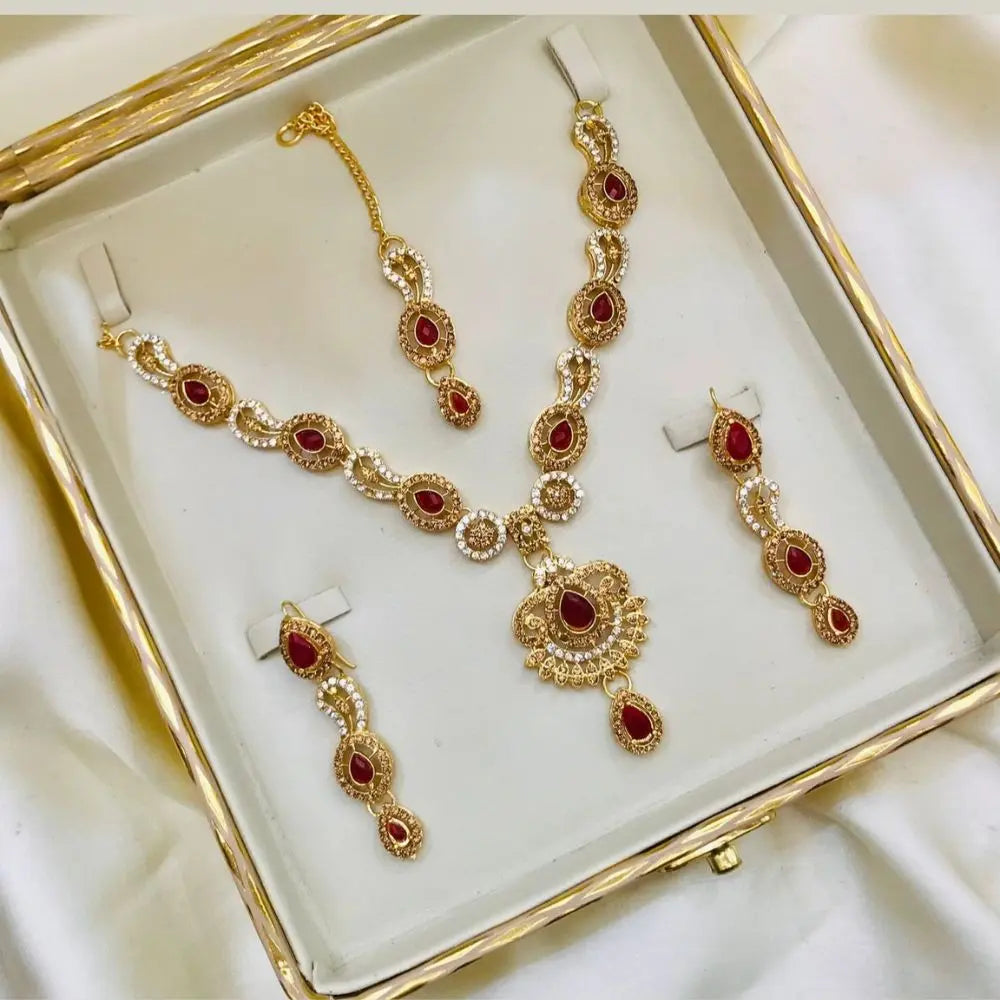 Kundan Jewlery Set Bazarbreez